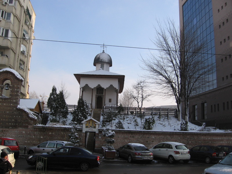biserica-bucur-ciobanul-iarna