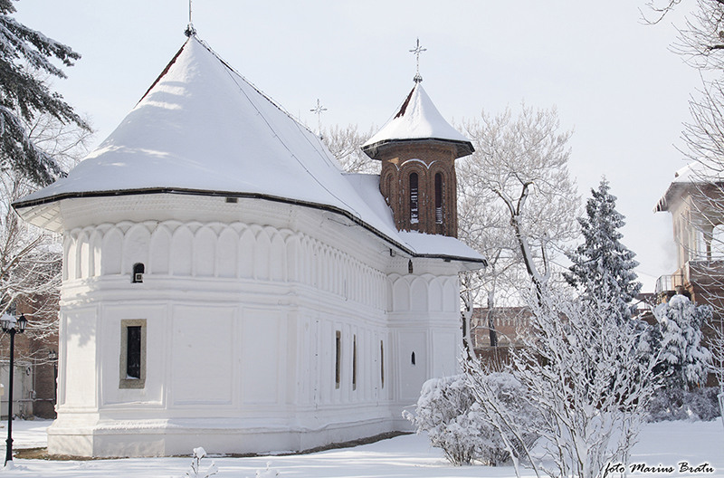 Biserica Sf. Gheorghe - Palatul Mogosoaia