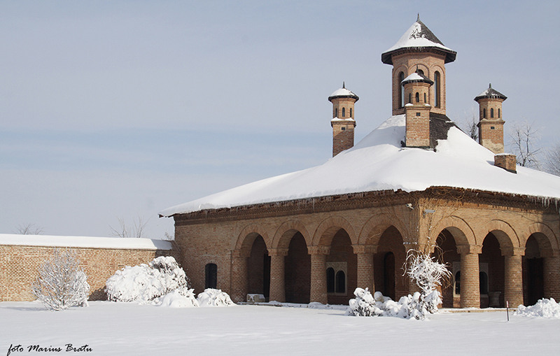 La Palatul Mogosoaia