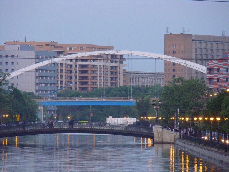 Vom face altul mai mare si mai frumos