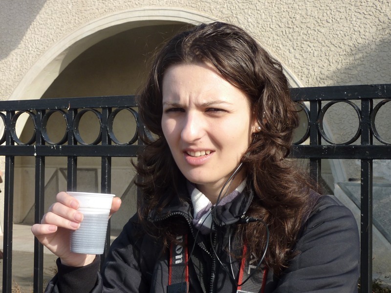 doamna_cu_paharul_de_voicub