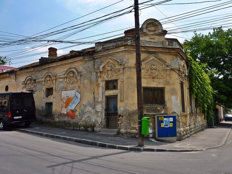 Am trait si timpuri mai bune!