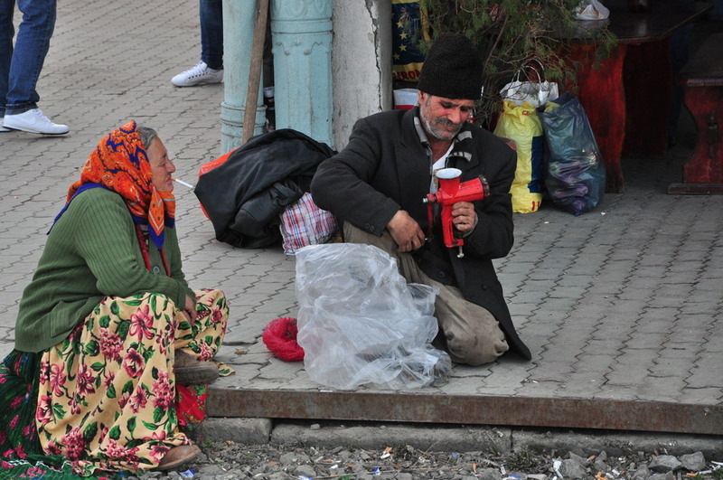 Buna de tocat .... fonduri!