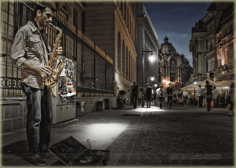Un saxofonist  in Bucuresti