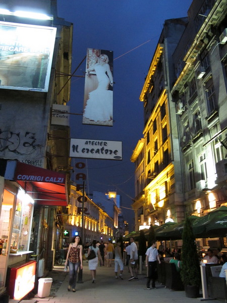 pe ulita 4 inainte de furtuna