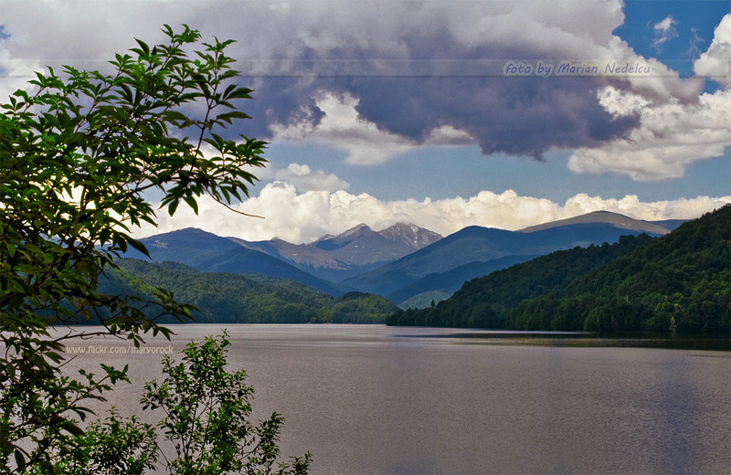 barajul&#45;vidraru, lac