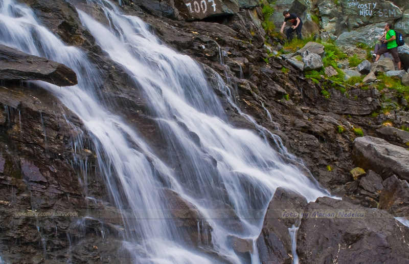 cascada-de-pe-transfagarasn-2