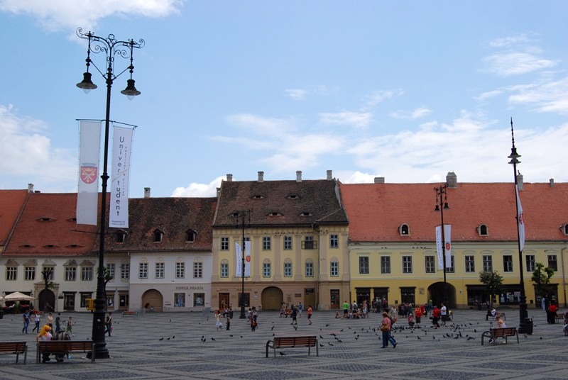 piata-mare-din-sibiu