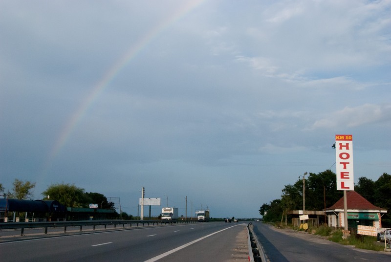 arc-de-curcubeu-la-km-80