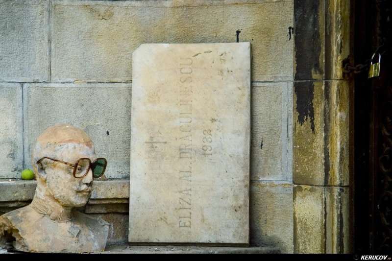 kerucov_cimitirul_bellu_100807_20