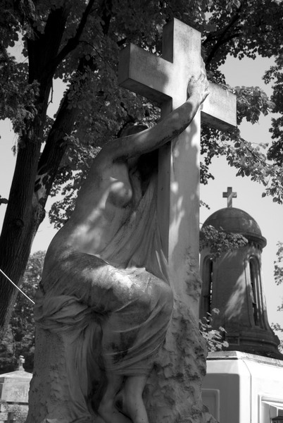 cimitirul-bellu-241_1