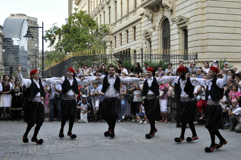 ansamblul-grec-ellas-la-zilele-bucurestiului