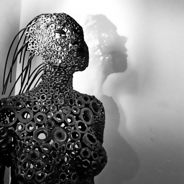 stil_c453892_fondul_plastic_orasul_piulitza_600