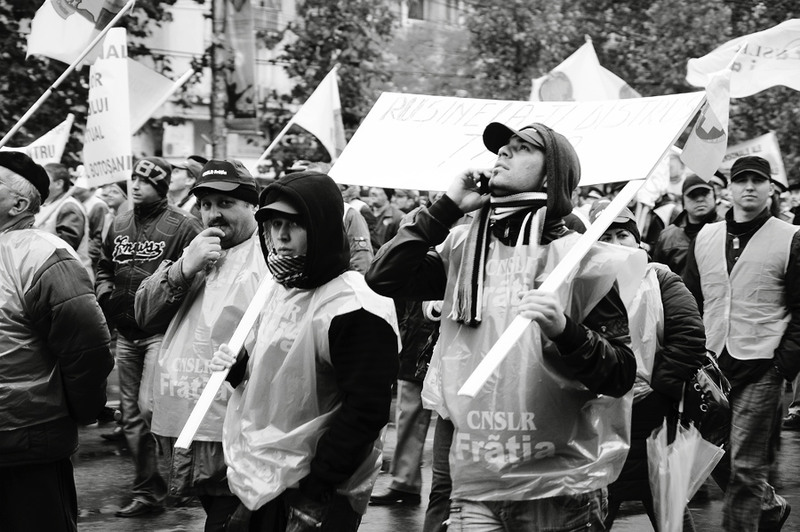 dungha_27_octombrie_2010_bucuresti_manifestatii_dng6105