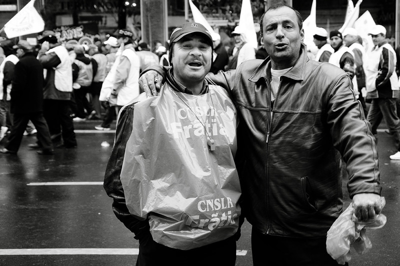 dungha_27_octombrie_2010_bucuresti_manifestatii_dng6185