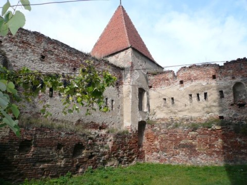 cetatea-slimnic-11