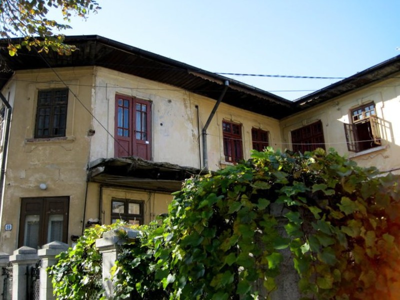 72520_1614122523762_1557272378_1470045_270278_n