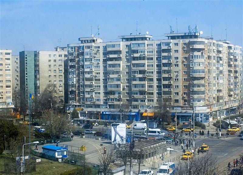 cartierul_titan_roberto-iosupescu_n