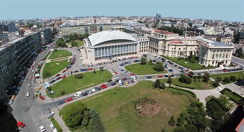 piata-palatului-alexandru-ds_n