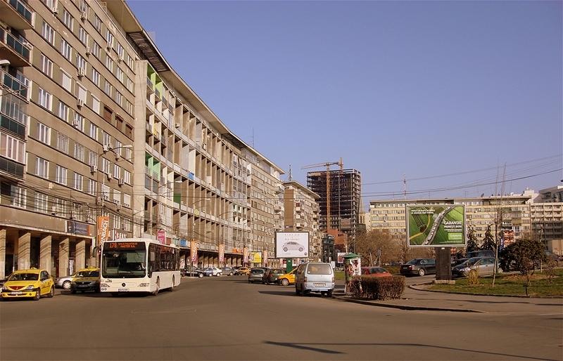 piata-palatului-rpr-1962-mihai-anton_n