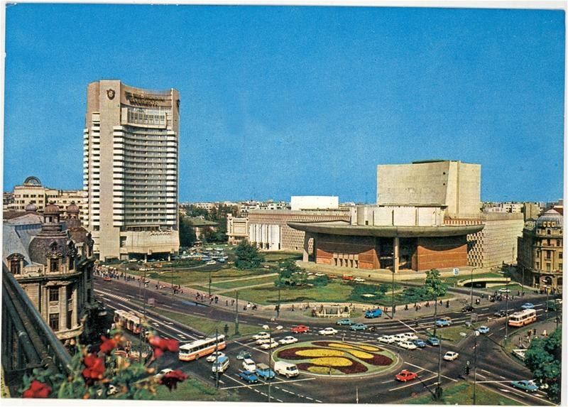 piata-universitatii_cristina-stoica_v