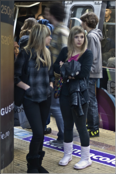 serbanv_orasulsuboras_09