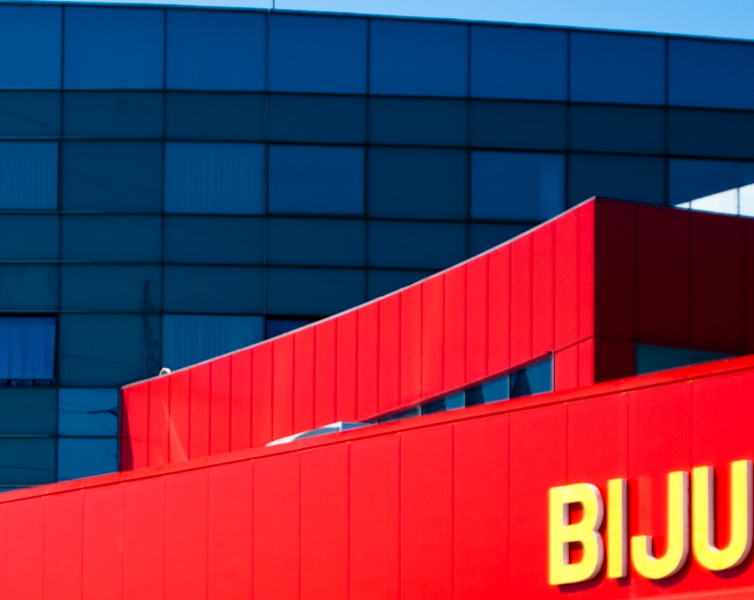 002-dragonul-rosu-fundeni