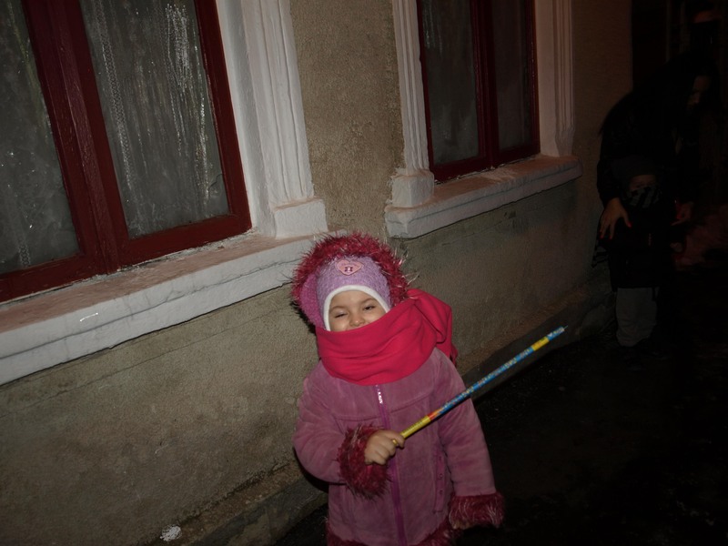 copil fericit de anul care tocmai a venit!