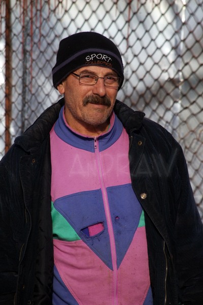 "Ce faceti aici?!" O intrebare onesta pusa de multe ori azi. Unii si-au gasit raspuns, altii nu."