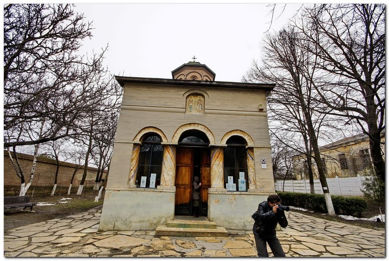 fundenii-doamnei_001