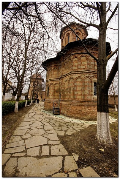 fundenii-doamnei_002