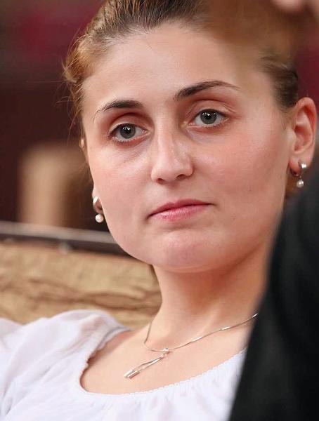 andreea-anghelescu-by-steluta