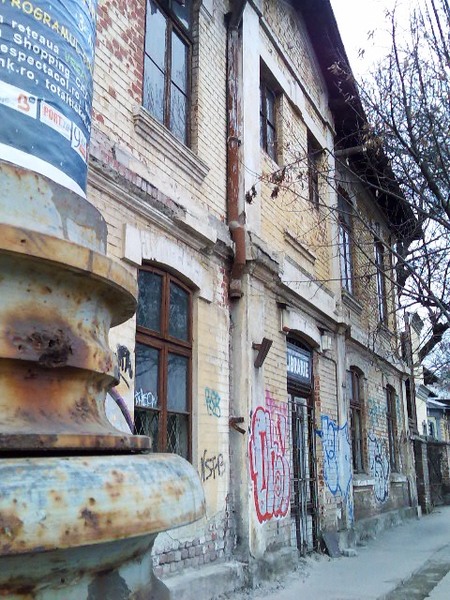 cheiul-dambovitei-spre-izvor-1