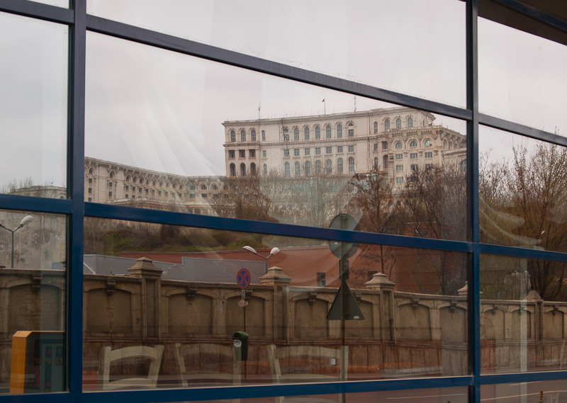 024-scaune-si-parlament