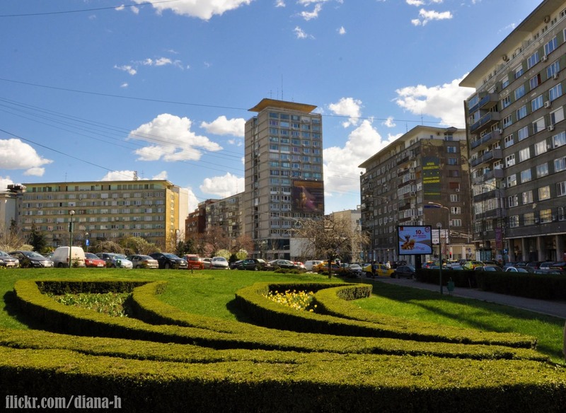 218744_215915101758452_100000198908338_954963_2962768_o