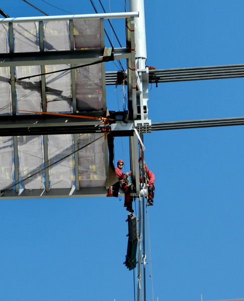 17-atentie-se-lucreaza_2