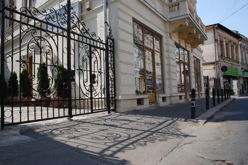 2-str-doamnei-by-florijianu