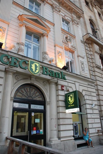 2-str-lipscani-by-florijianu