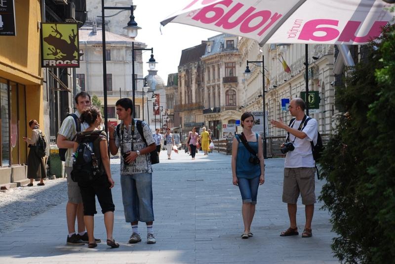 22-str-lipscani-by-florijianu