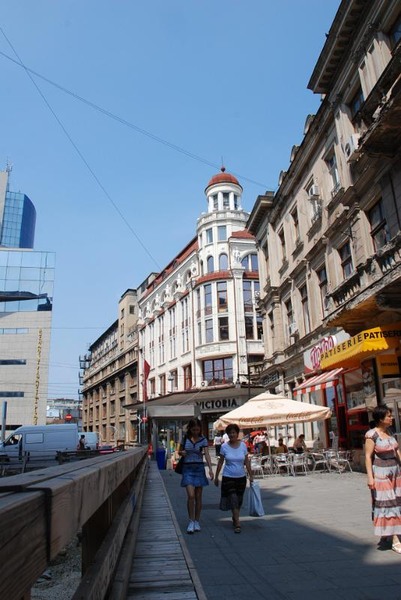 23-str-lipscani-by-florijianu