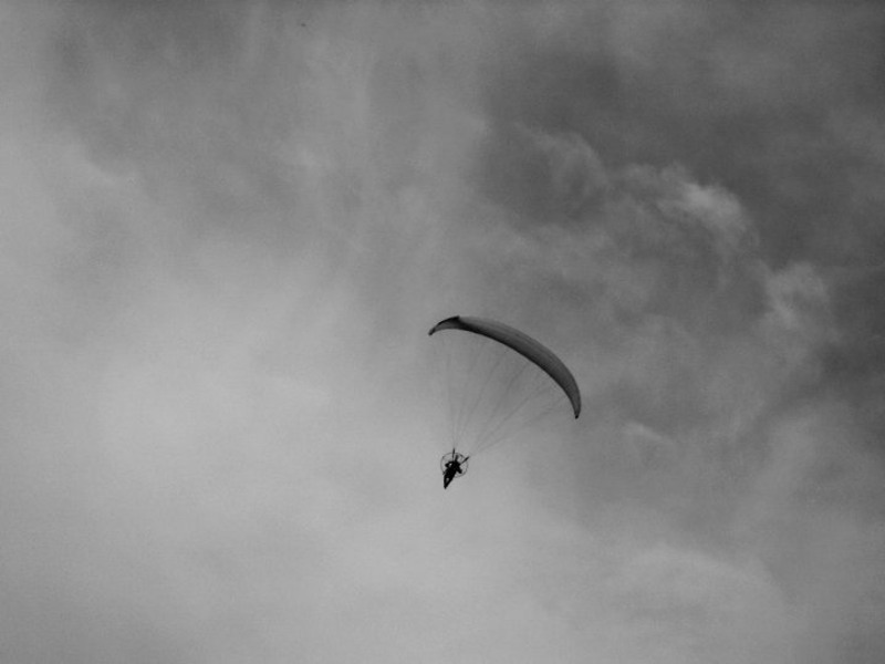 227452_219689694723451_100000472650203_891238_5120703_n