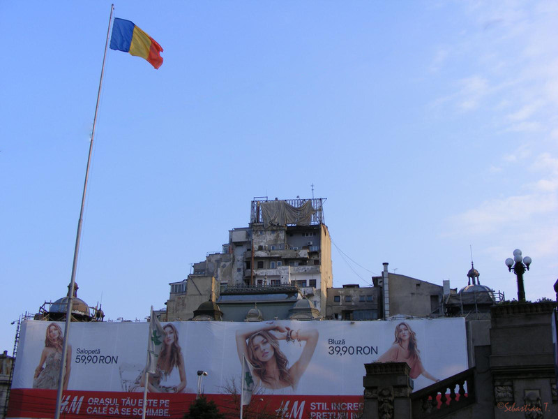 6-privind-dinspre-capsa