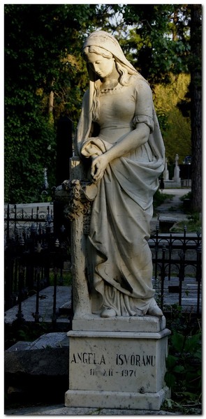 noaptea-prinmuzee_011