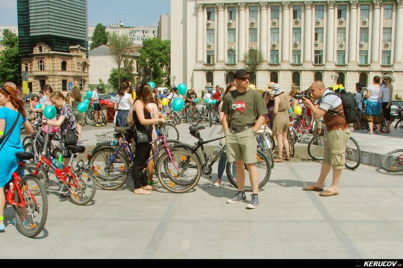 bucuresti110529_kerucov_skirtbike_2_05