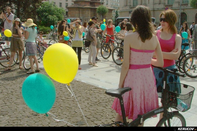 bucuresti110529_kerucov_skirtbike_2_06