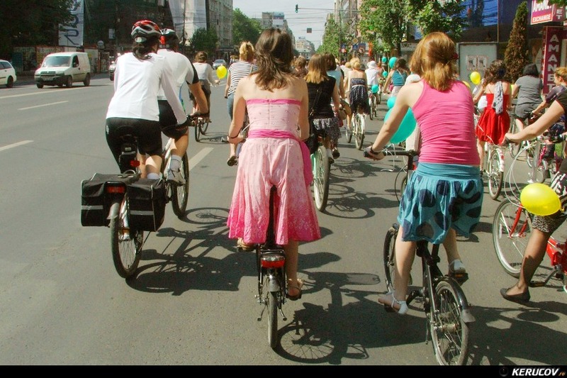 bucuresti110529_kerucov_skirtbike_2_15
