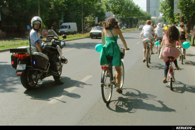 bucuresti110529_kerucov_skirtbike_2_19