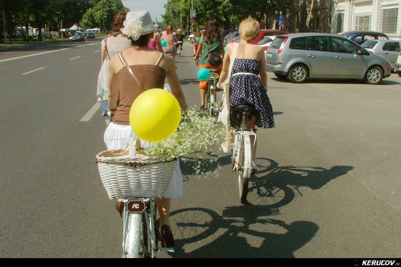 bucuresti110529_kerucov_skirtbike_2_21