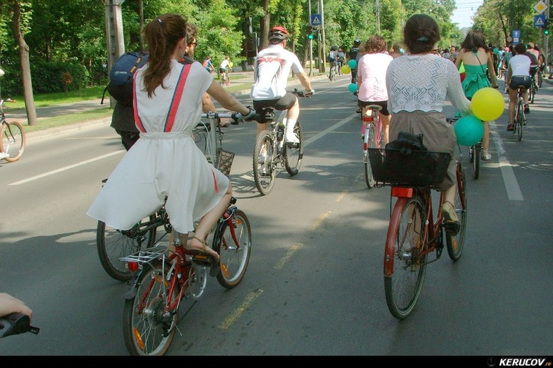 bucuresti110529_kerucov_skirtbike_2_23