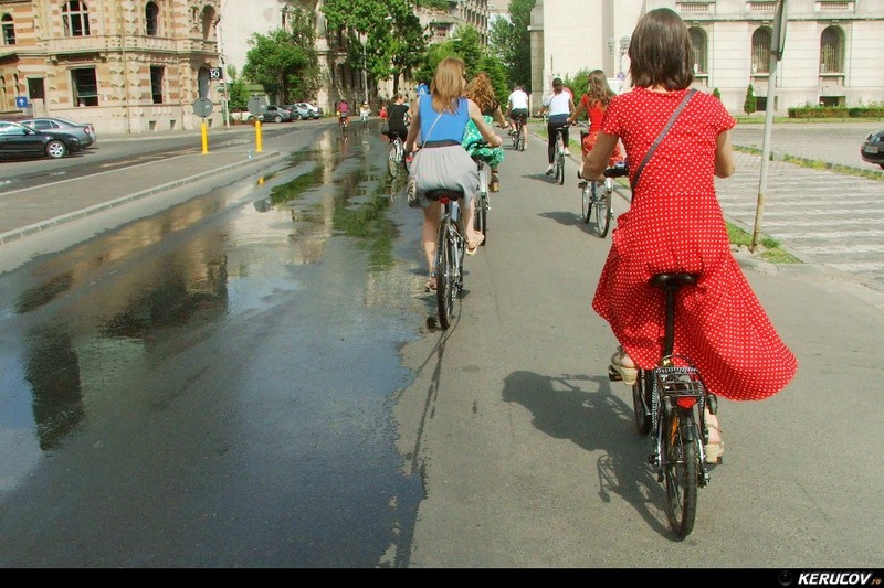 bucuresti110529_kerucov_skirtbike_2_28